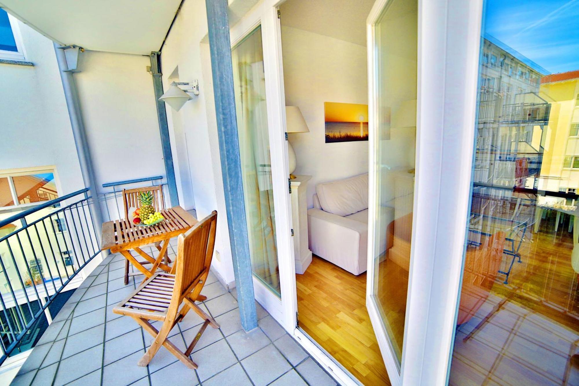 Ferienwohnung Binzer Strandgut Im Haus Jahreszeiten Binz Buitenkant foto